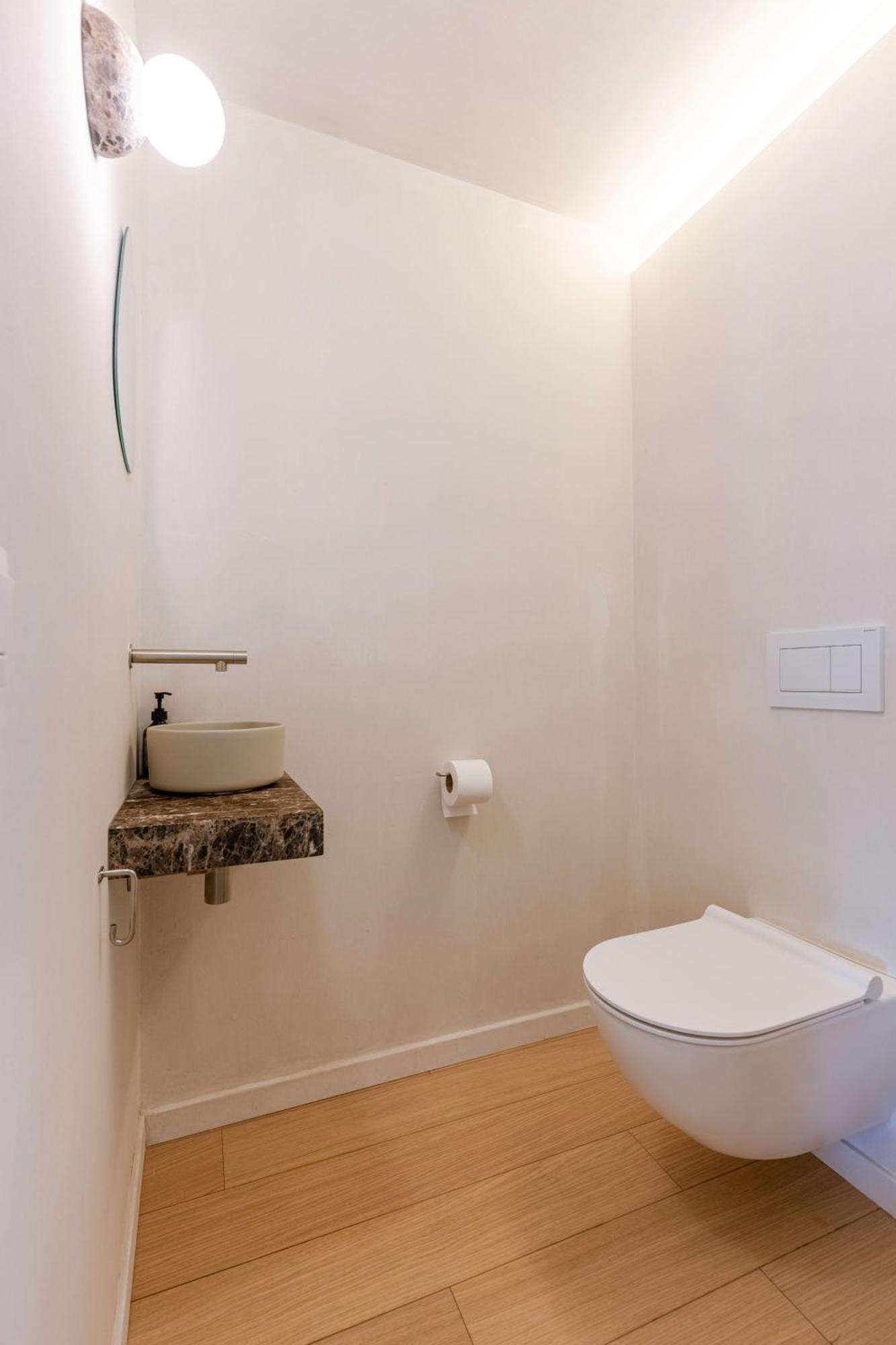 Huswell - Urban Getaway For Two In The Heart Of Antwerp Leilighet Eksteriør bilde